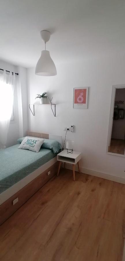 El Palo Cosy, 200 M From The Beach Leilighet Málaga Eksteriør bilde